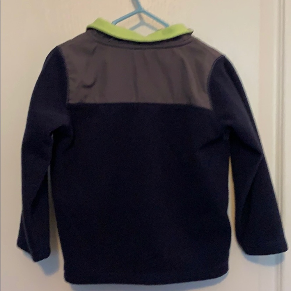 Carters 3T pull over - Picture 3 of 3